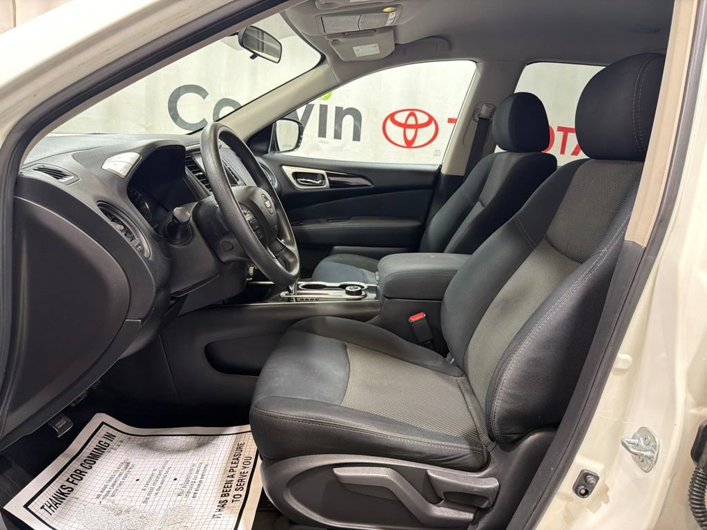 Used 2017 Nissan Pathfinder S AWD/4WD image 24