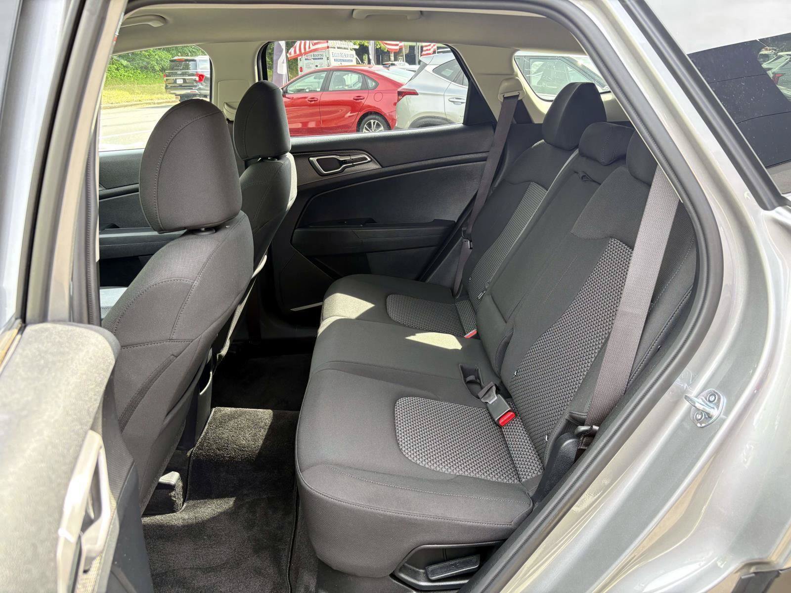 Certified 2023 Kia Sportage LX AWD/4WD image 28