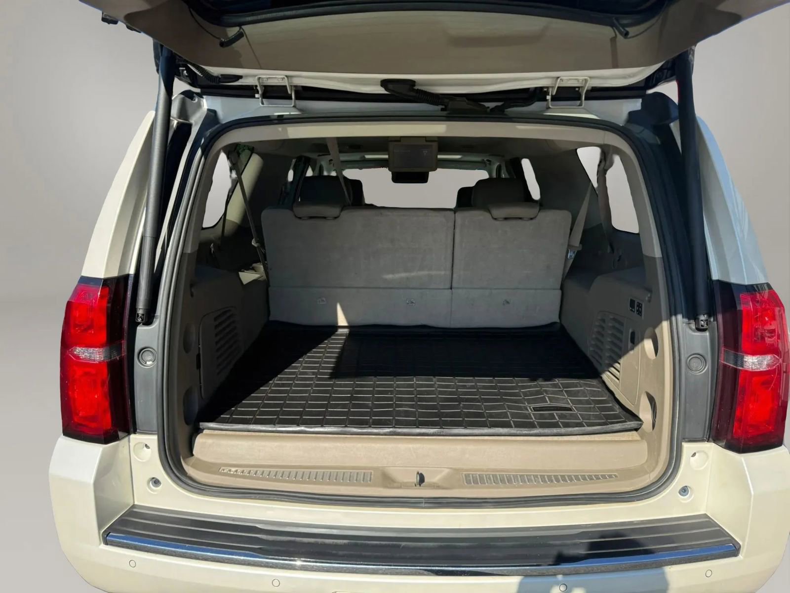 Used 2015 Chevrolet Suburban LTZ AWD/4WD image 45
