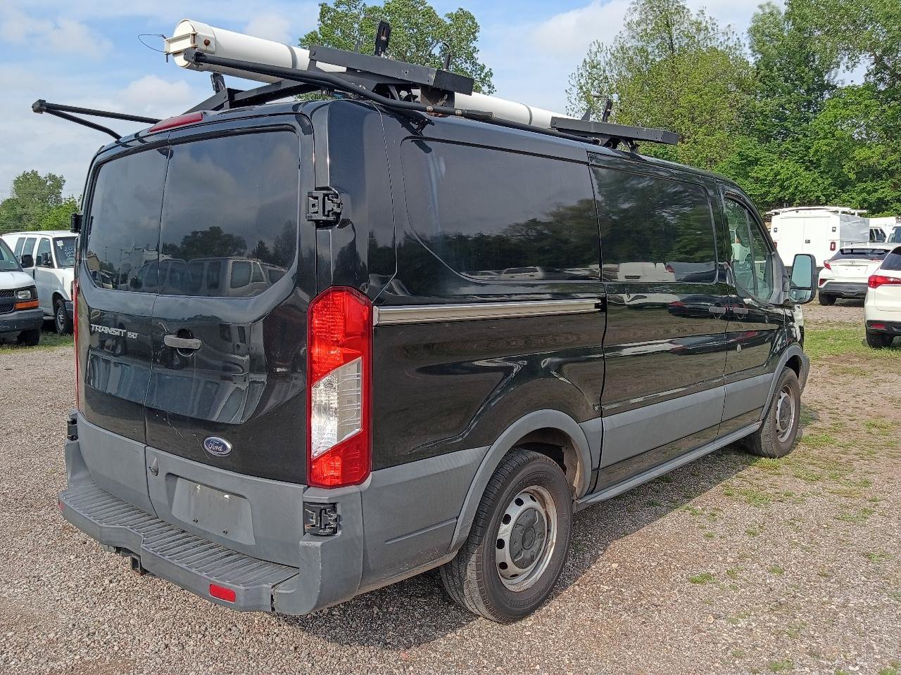 Used 2015 Ford Transit 150 130 Low Roof RWD image 5