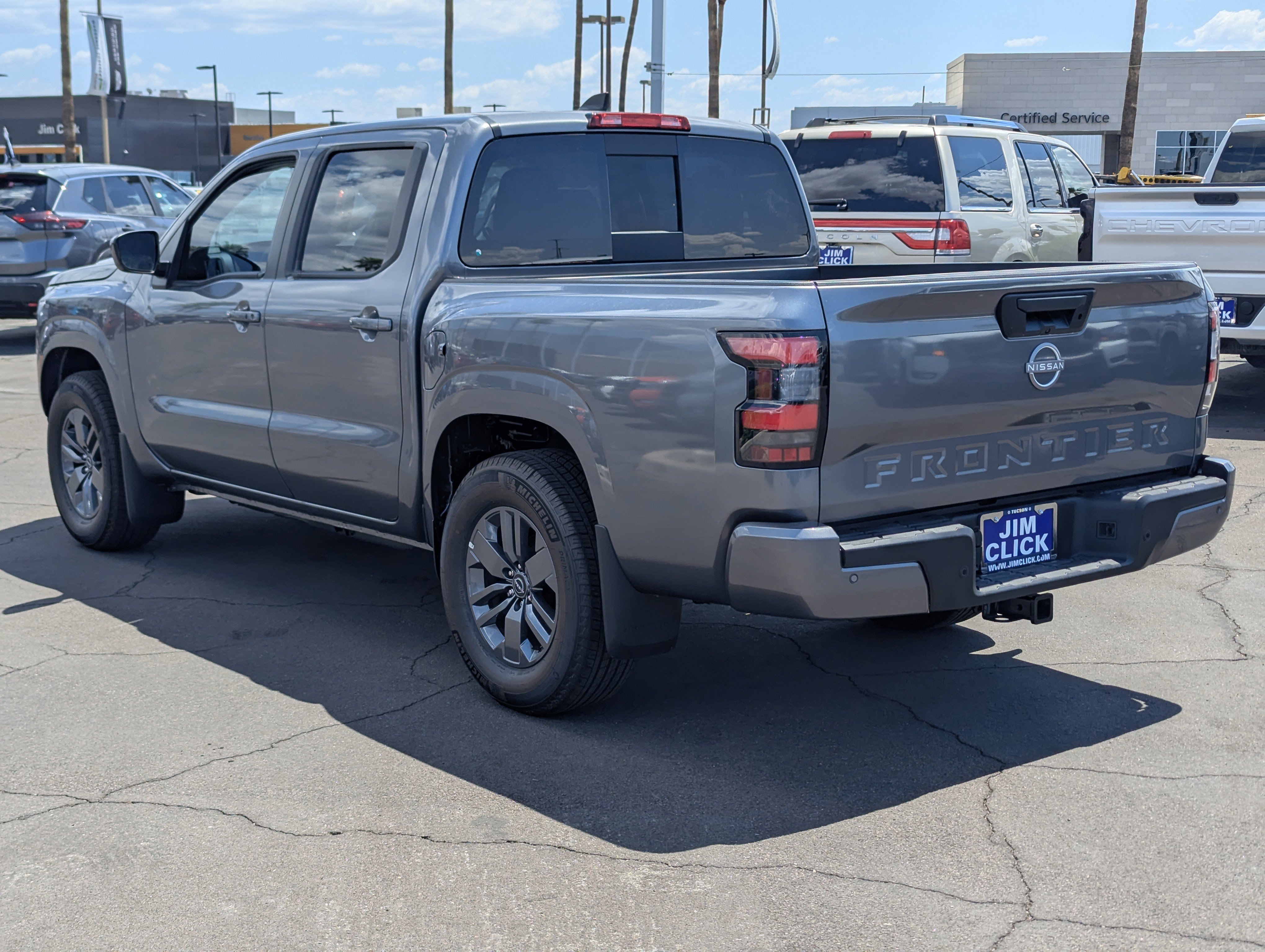 New 2025 Nissan Frontier SV image 4