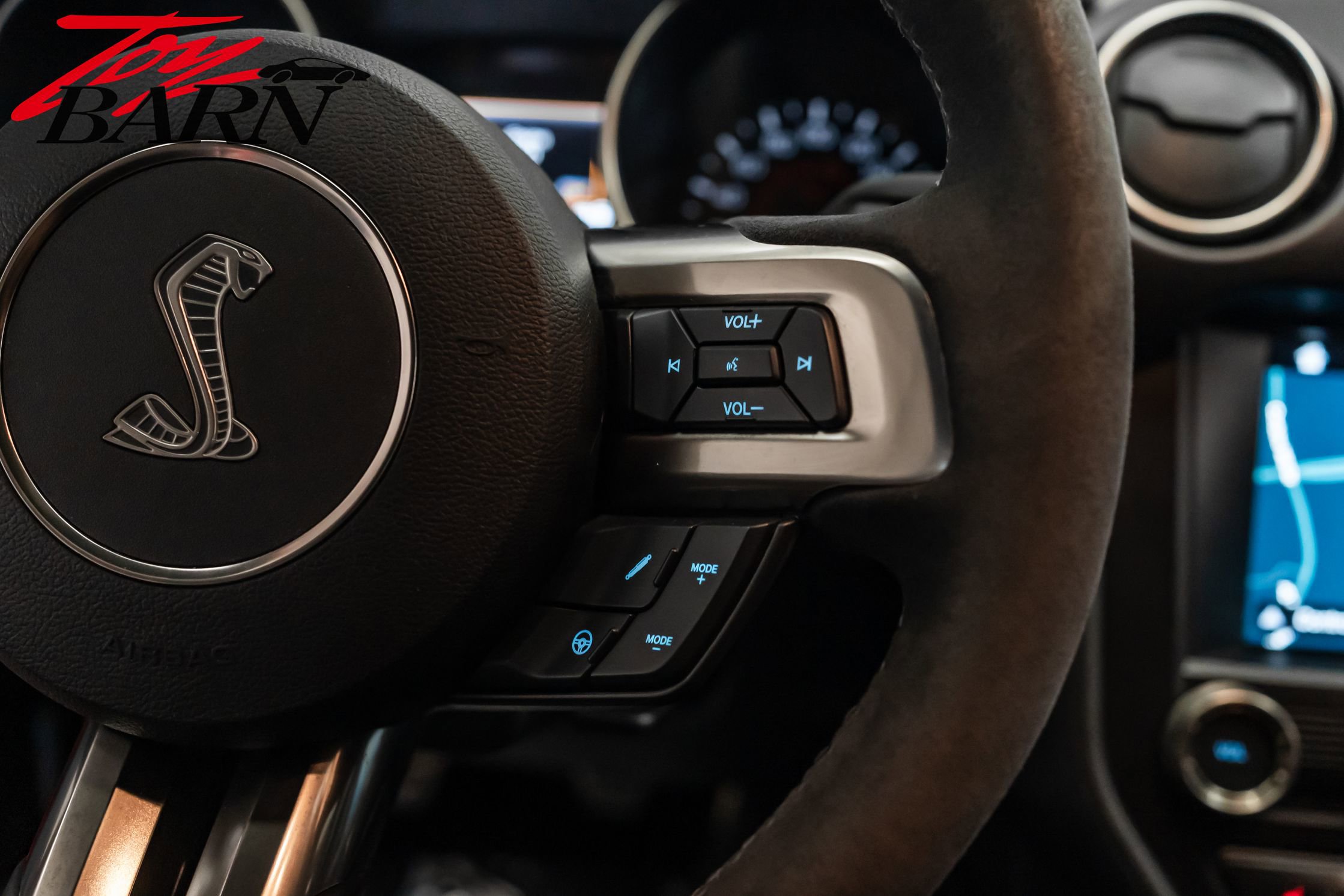 Used 2016 Ford Mustang Shelby GT350 w/ Technology Package image 30