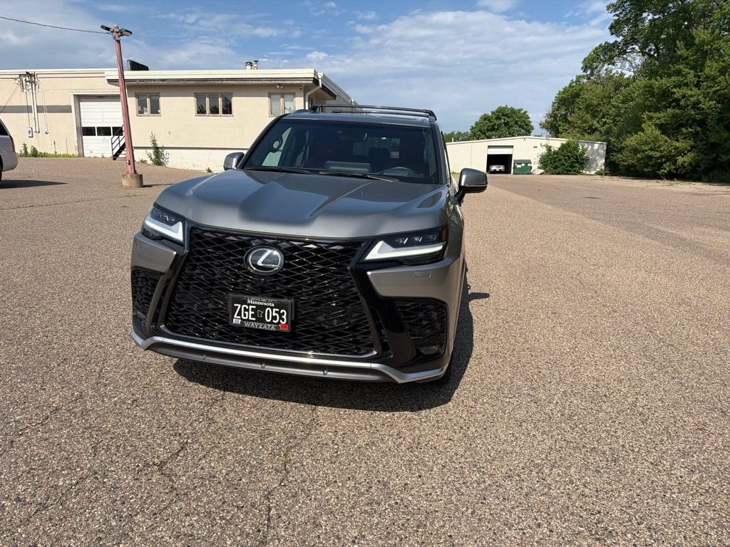 Used 2024 Lexus LX 600 F Sport AWD/4WD image 8