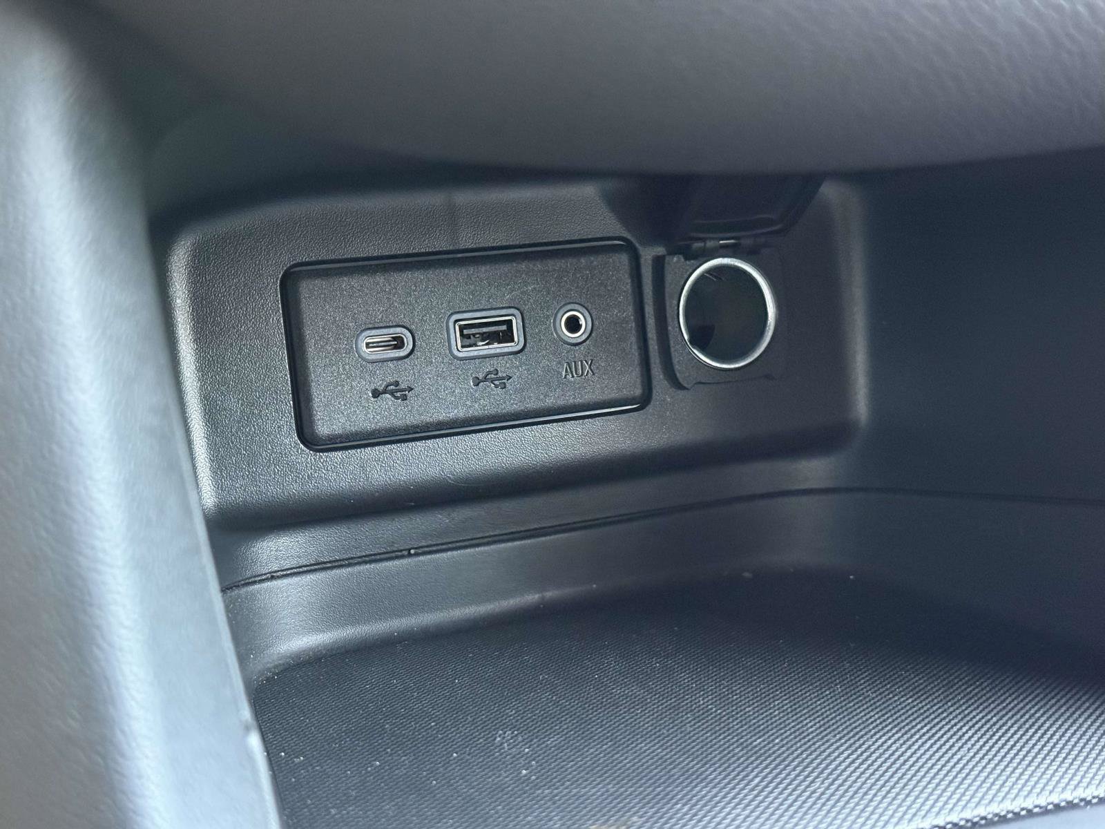 Certified 2024 Chevrolet Equinox LT FWD image 20