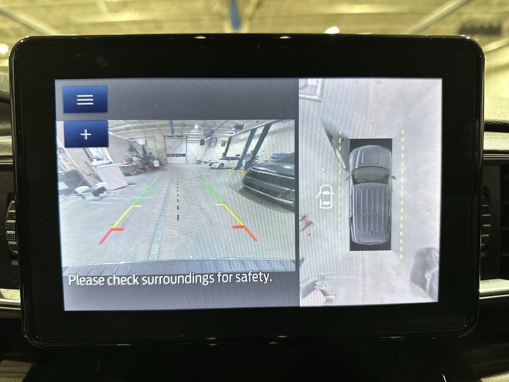 Used 2021 Ford Explorer Limited w/ Equipment Group 301A image 23