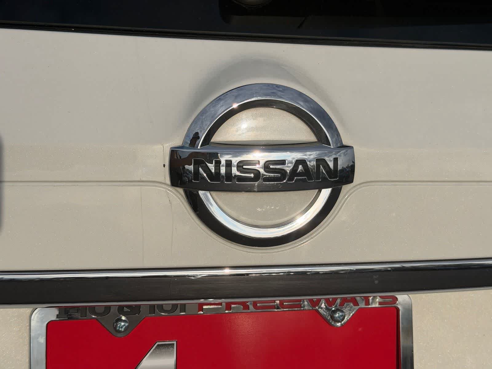 Used 2014 Nissan Rogue SV FWD image 29
