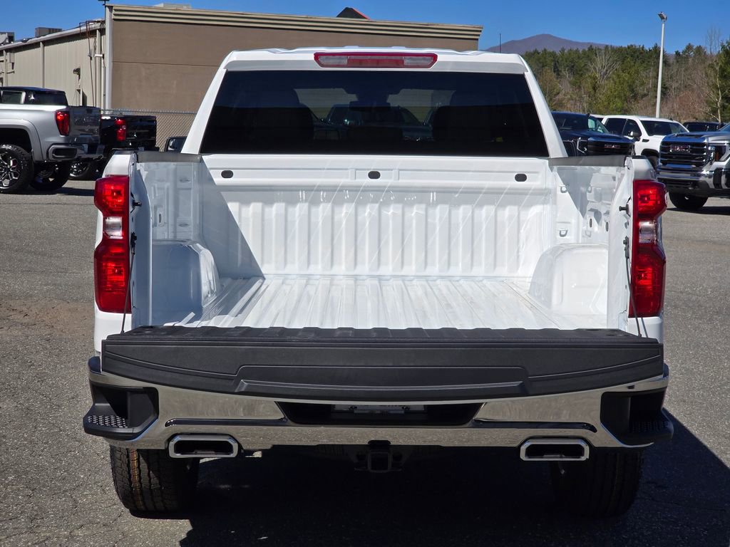 New 2026 Chevrolet Silverado 1500 LT w/ Z71 Off-Road Package AWD/4WD image 11