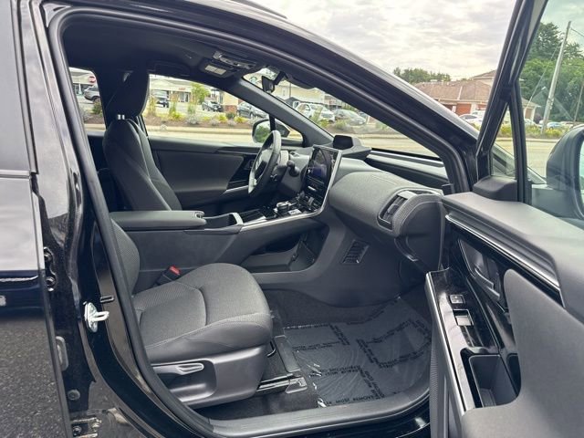 Used 2024 Subaru Solterra AWD/4WD image 8