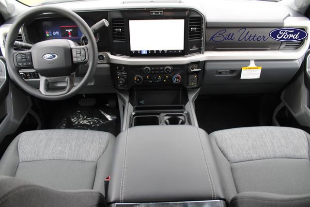 New 2026 Ford F250 XLT w/ XLT Premium Package AWD/4WD image 10