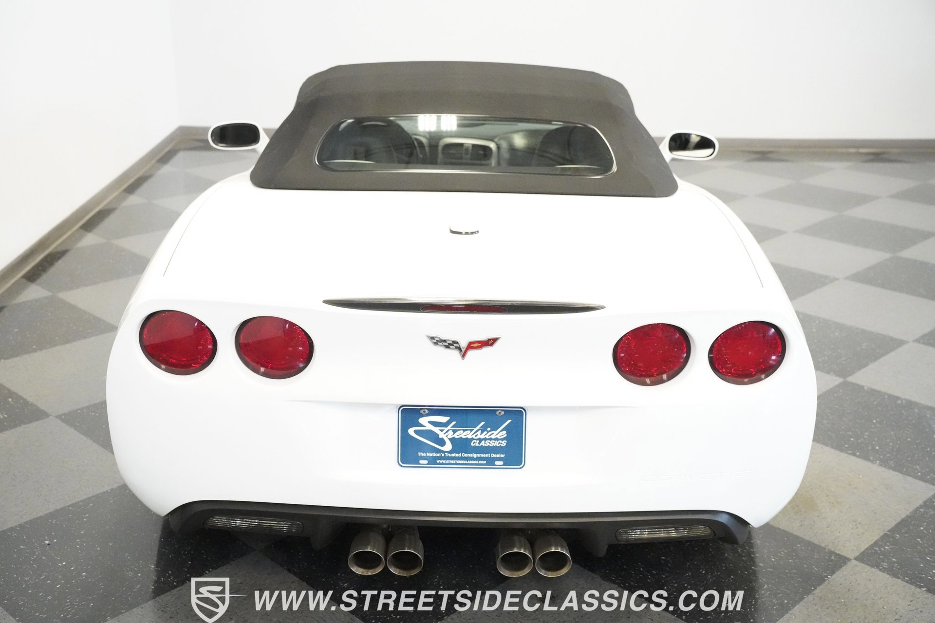 Used 2005 Chevrolet Corvette Convertible w/ Preferred Equipment Group image 32