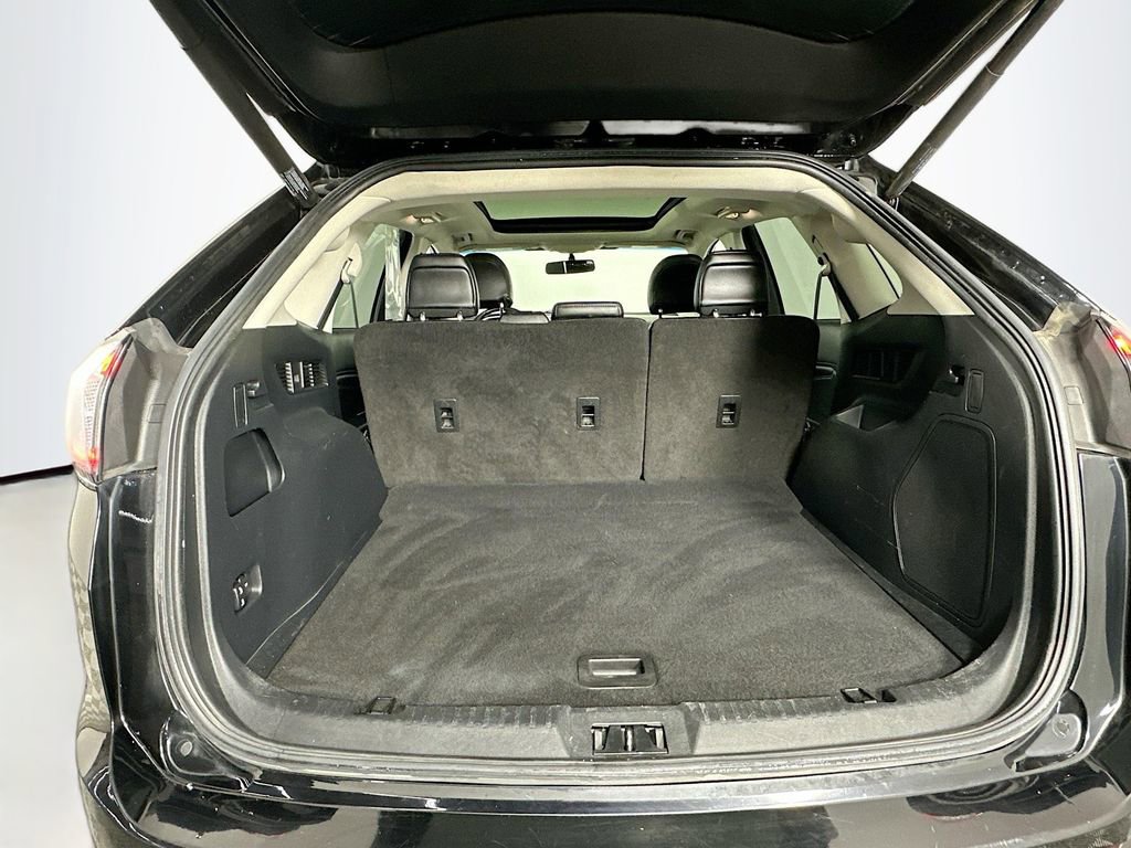 Used 2016 Ford Edge Titanium image 28