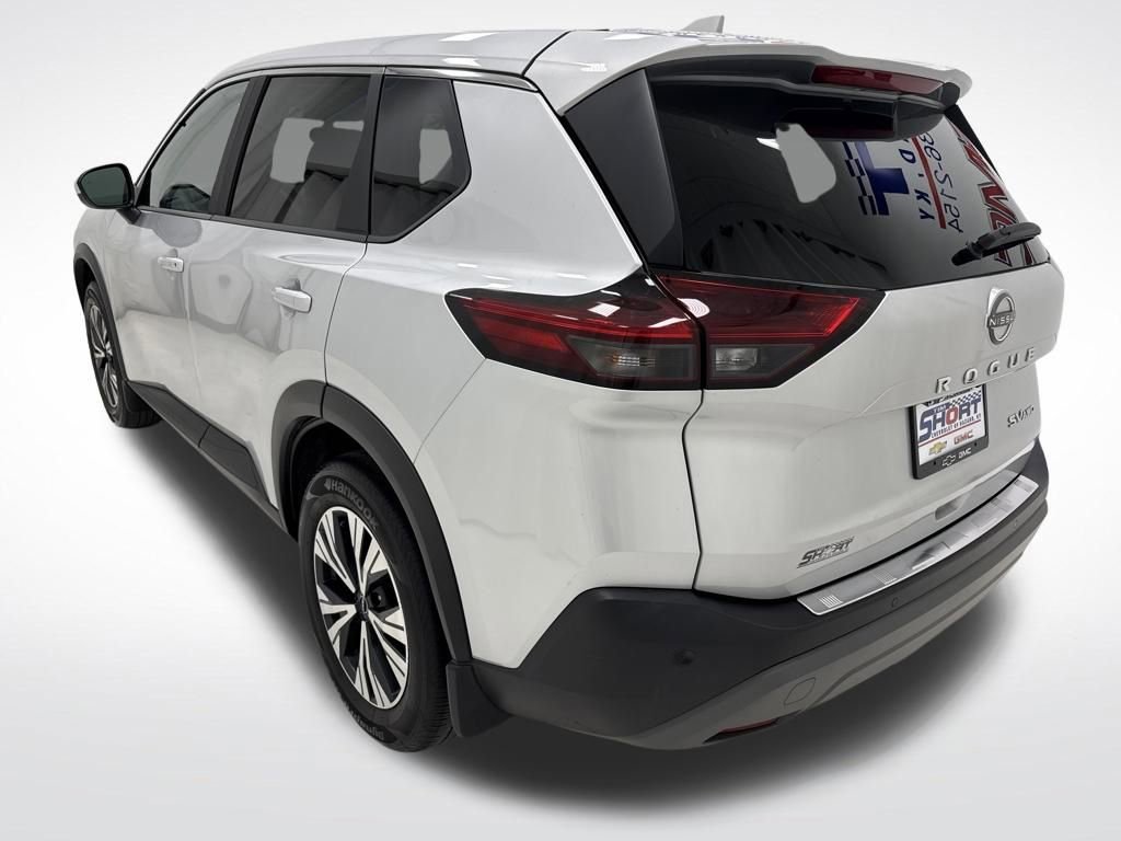 Used 2023 Nissan Rogue SV image 6