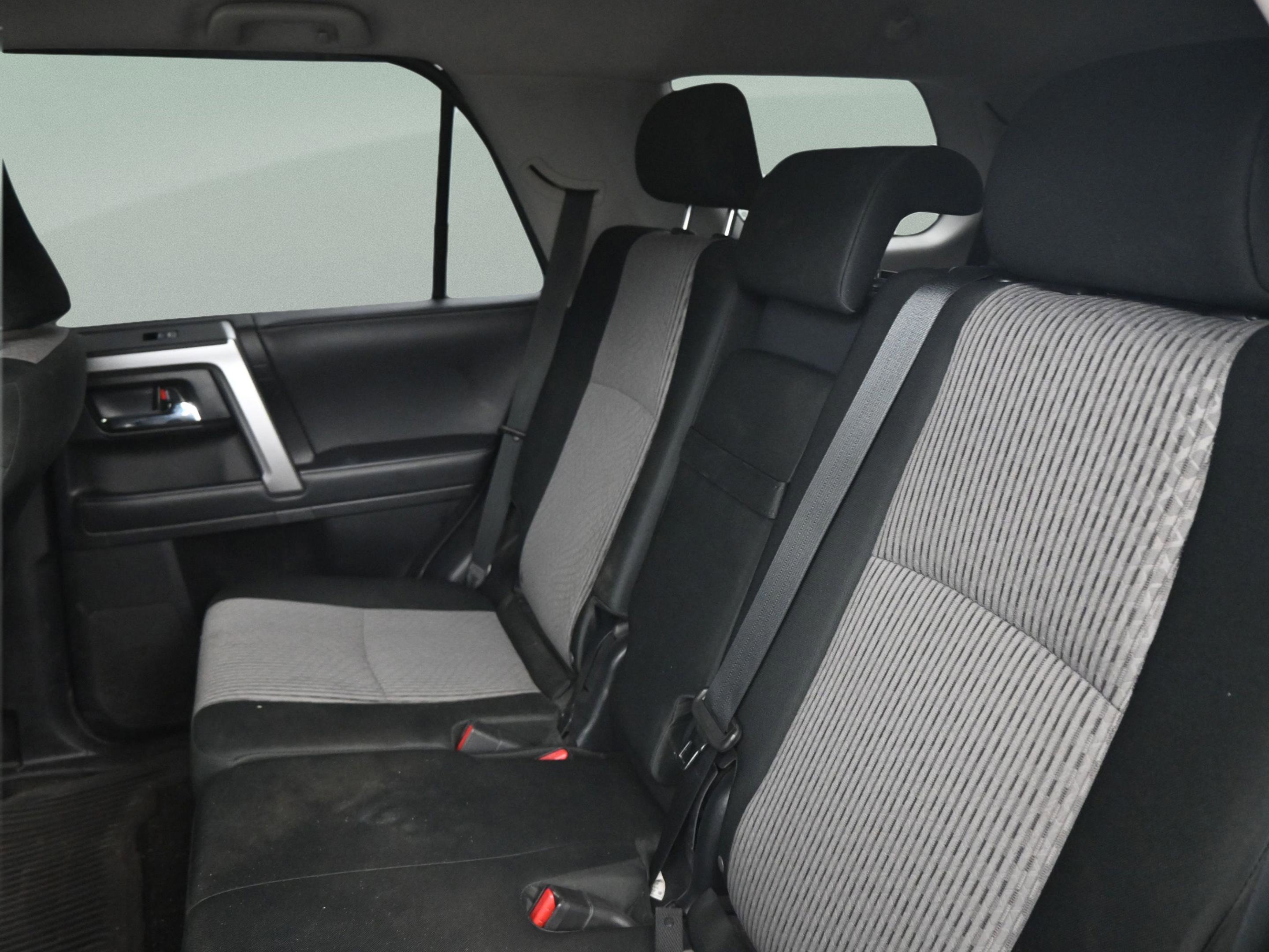 Used 2021 Toyota 4Runner SR5 image 32