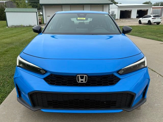 Used 2025 Honda Civic Sport Touring image 2