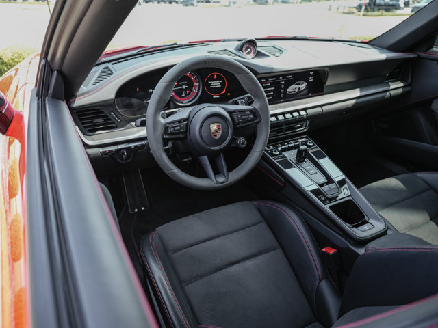 Used 2024 Porsche 911 Carrera GTS RWD image 23