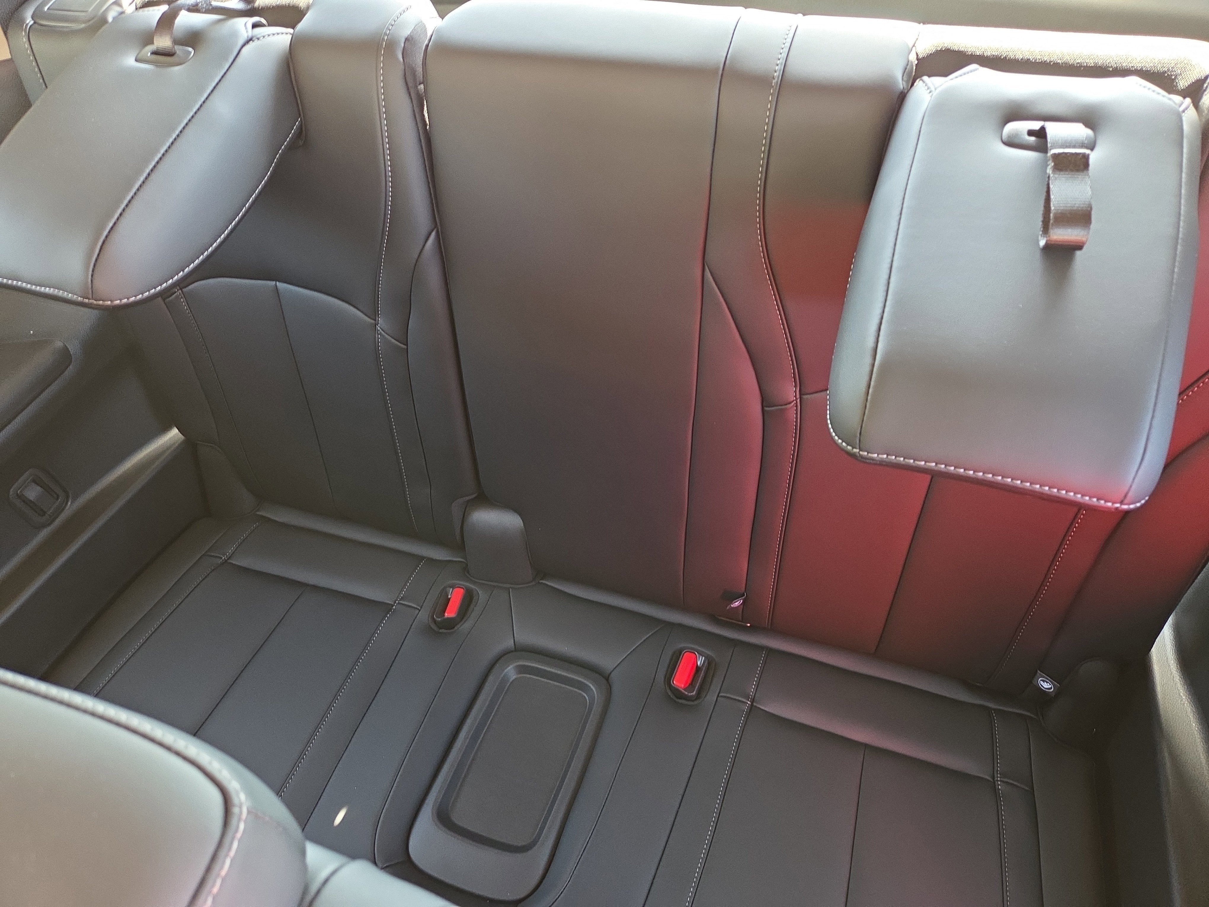 Used 2026 INFINITI QX60 Luxe w/ Cargo Package image 9