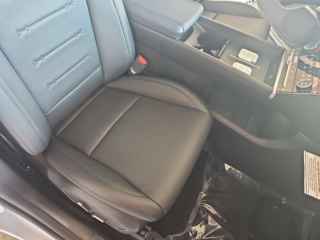New 2026 Hyundai Santa Fe Limited FWD image 10