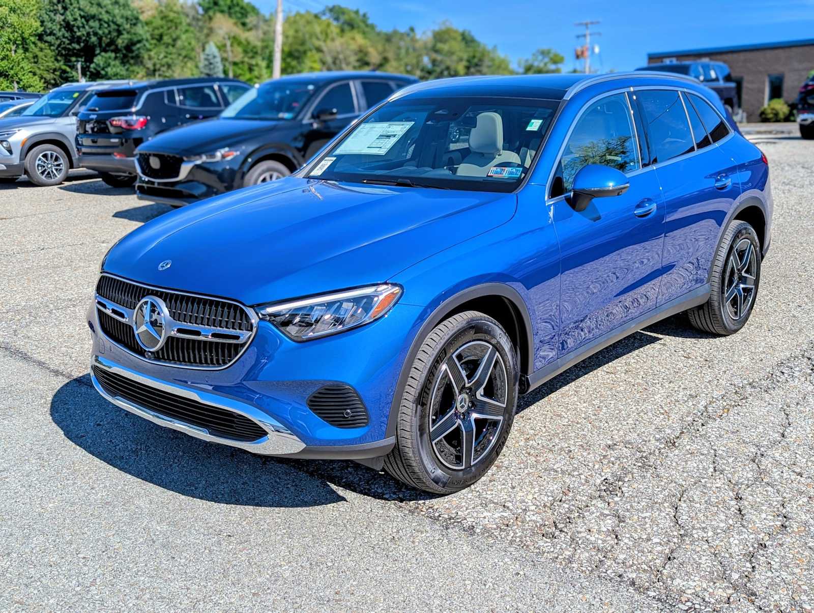 New 2027 Mercedes-Benz GLC 300 4MATIC image 1