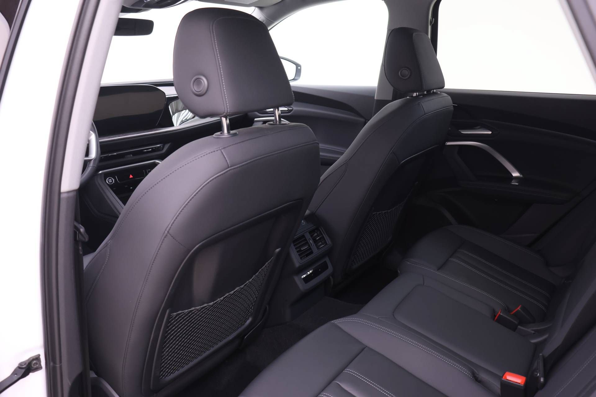 Used 2025 Audi Q5 Premium w/ Convenience Package AWD/4WD image 14