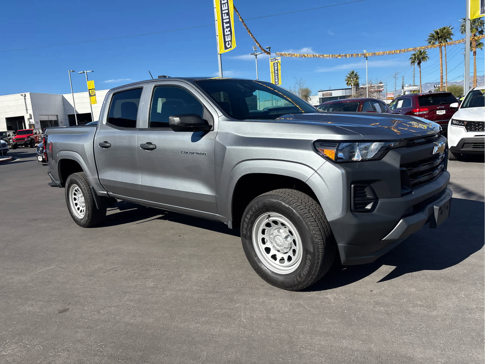 Used 2023 Chevrolet Colorado W/T image 3