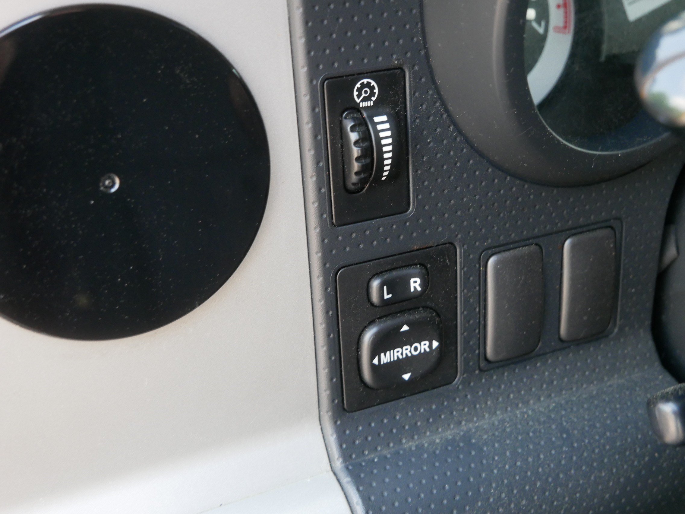 Used 2007 Toyota FJ Cruiser 4WD image 23