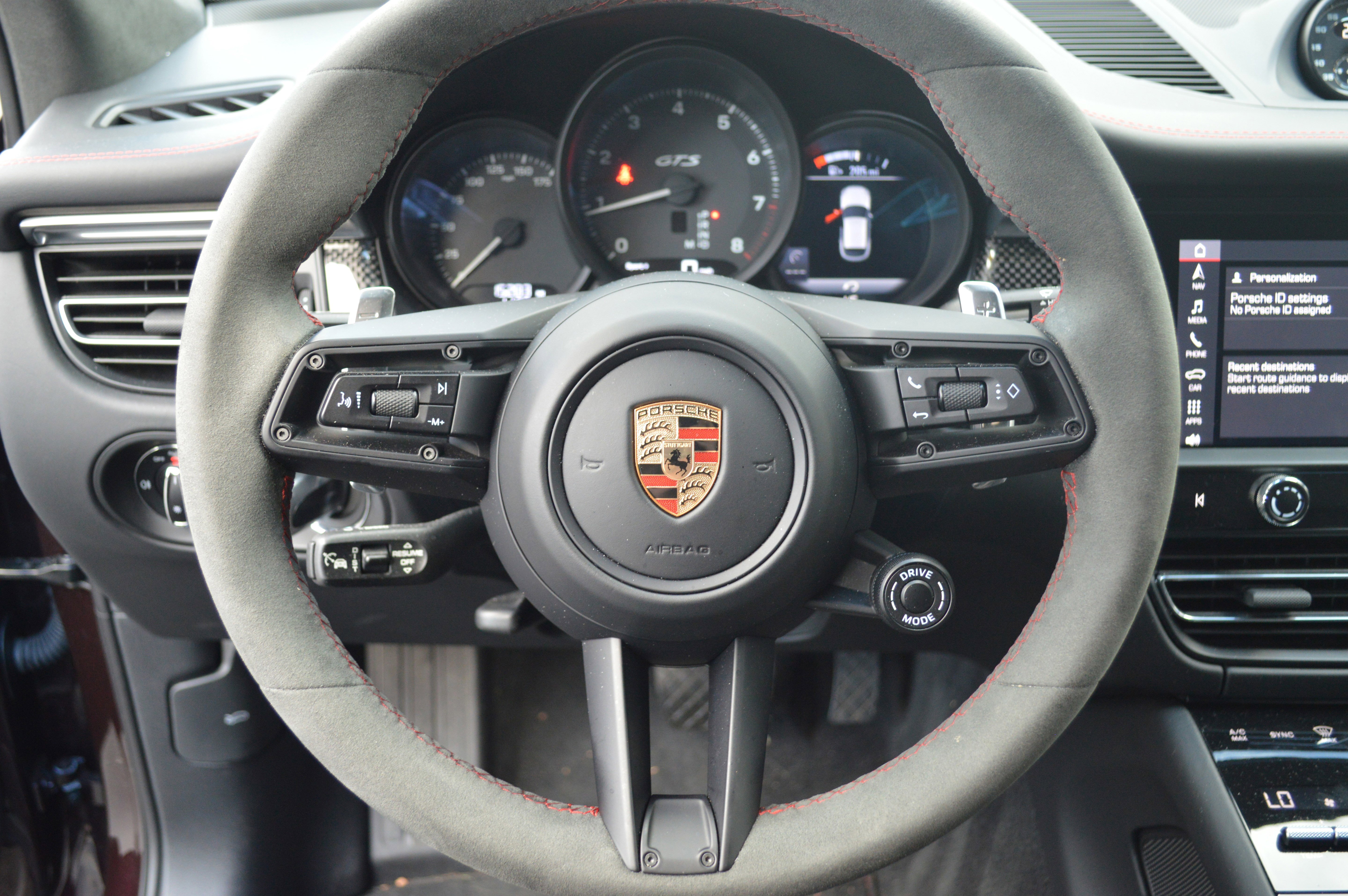 Used 2023 Porsche Macan GTS image 11