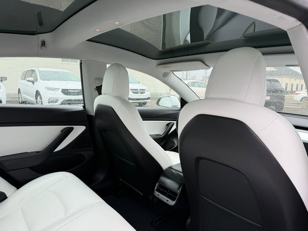 Used 2019 Tesla Model 3 Long Range image 7