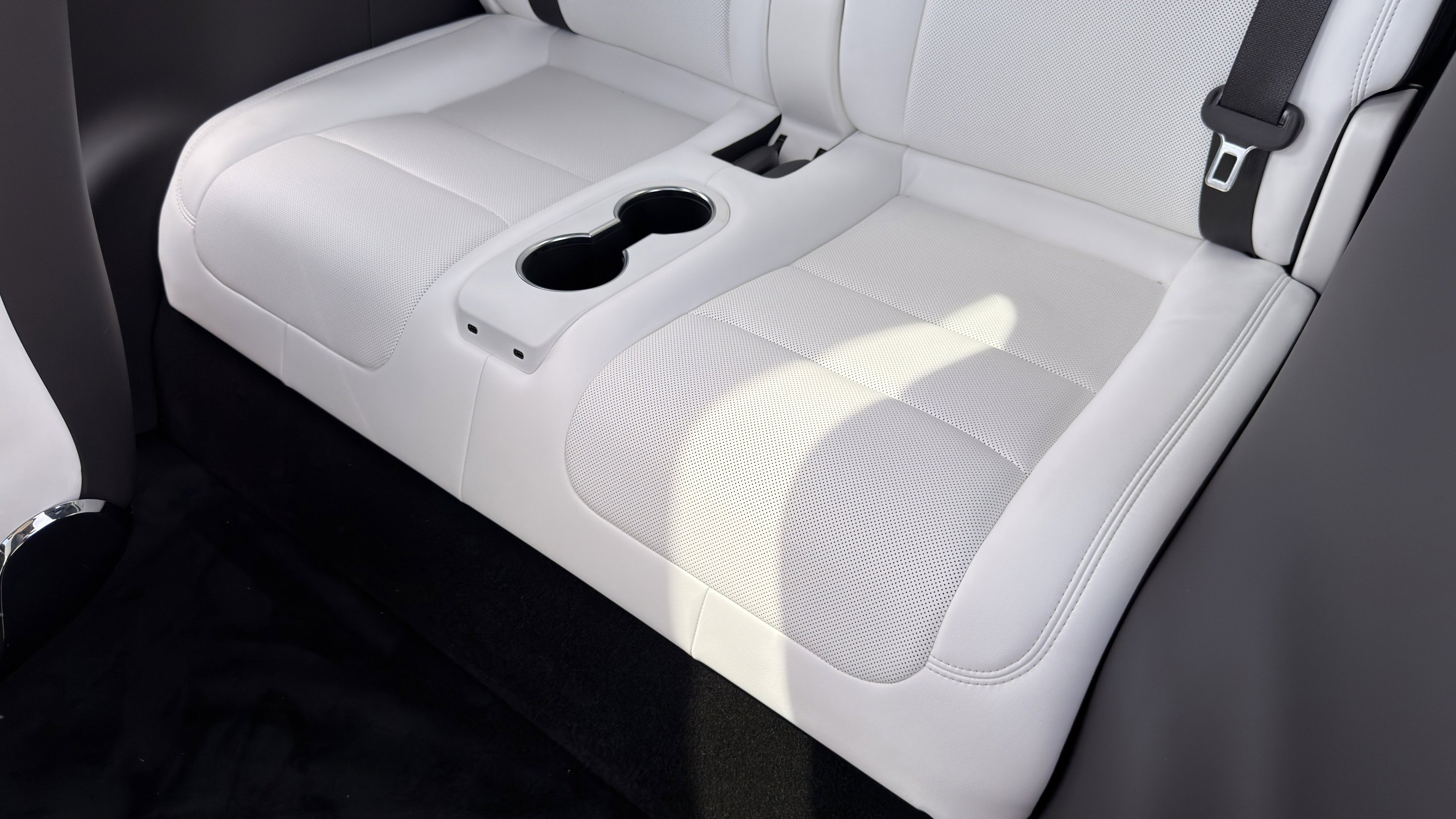 Used 2023 Tesla Model X Plaid image 31