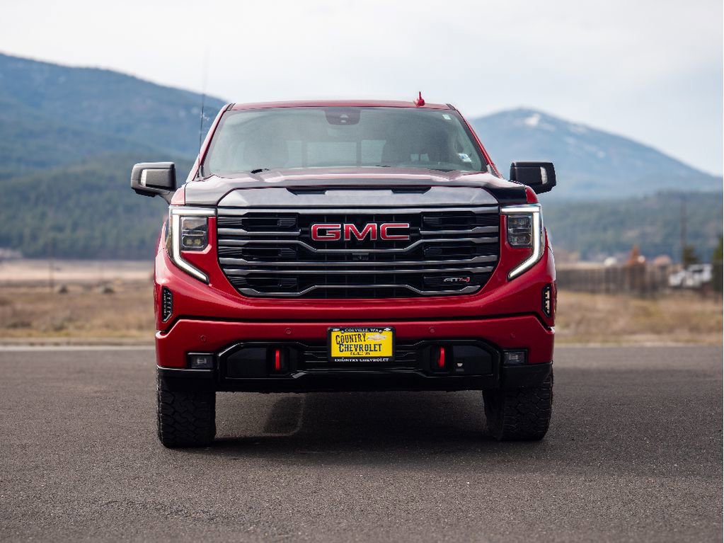 Used 2022 GMC Sierra 1500 AT4 w/ AT4 Premium Package image 2