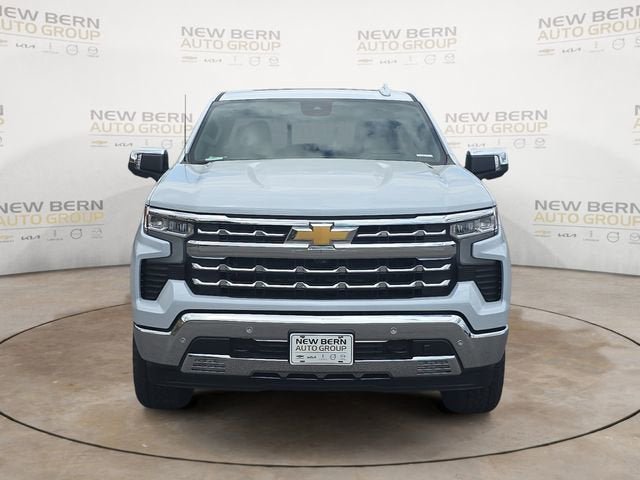 New 2026 Chevrolet Silverado 1500 LTZ w/ LTZ Premium Package AWD/4WD image 8