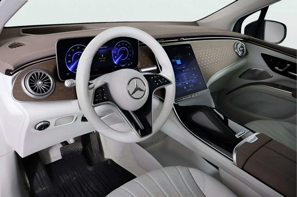 Used 2023 Mercedes-Benz EQS 450+ 4MATIC SUV w/ Exclusive Trim Package image 29