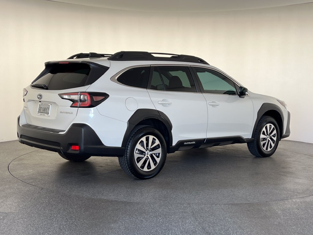 Used 2025 Subaru Outback w/ Popular Package #1A AWD/4WD image 3