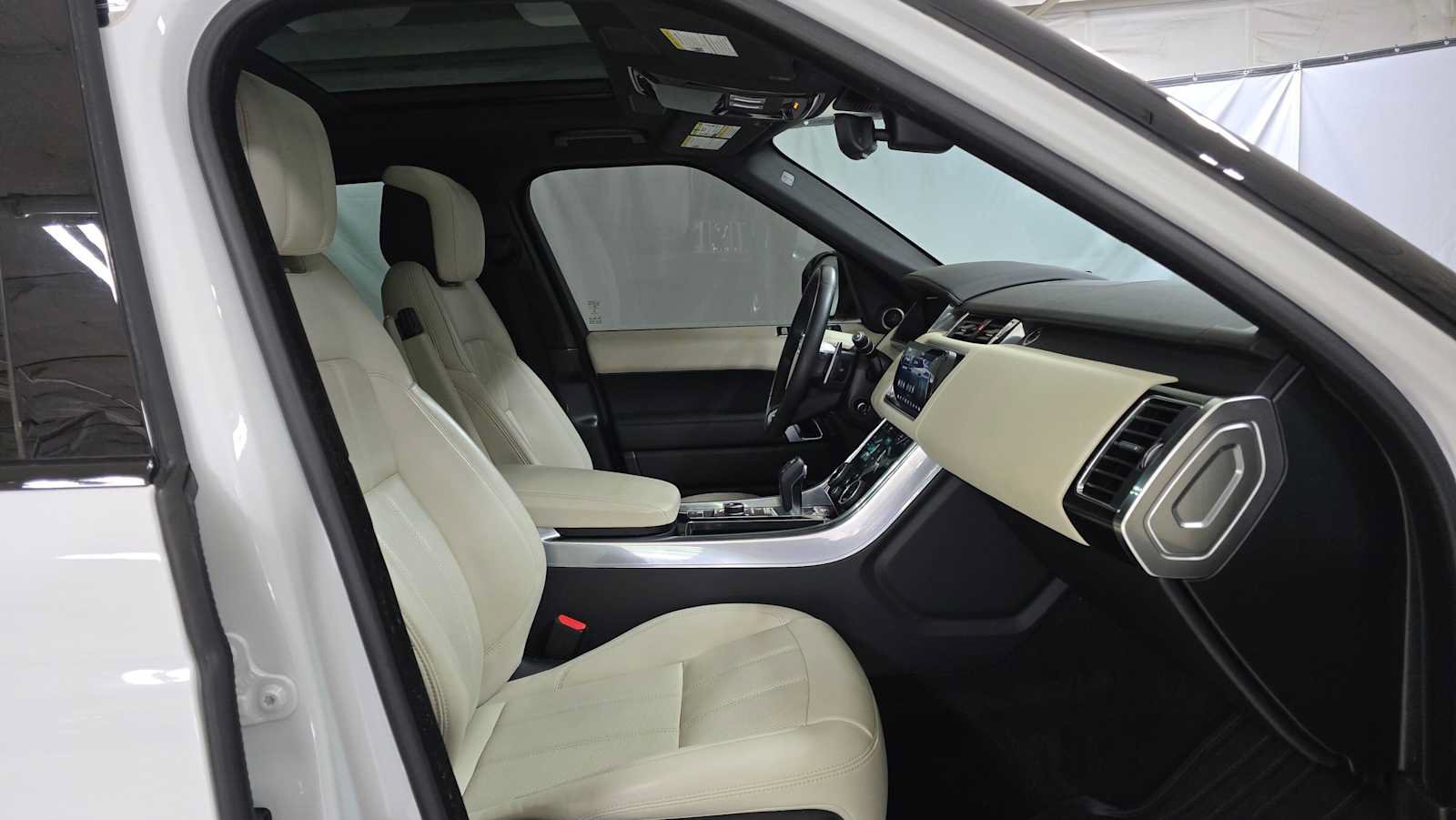 Used 2021 Land Rover Range Rover Sport HSE Silver Edition AWD/4WD image 10