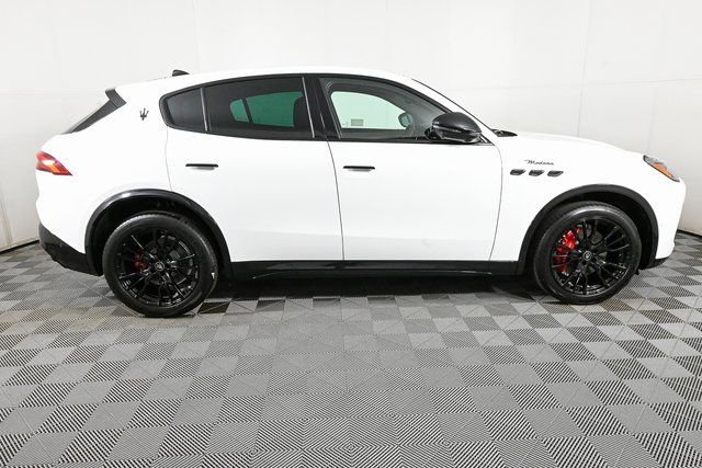 New 2025 Maserati Grecale Folgore AWD/4WD image 30