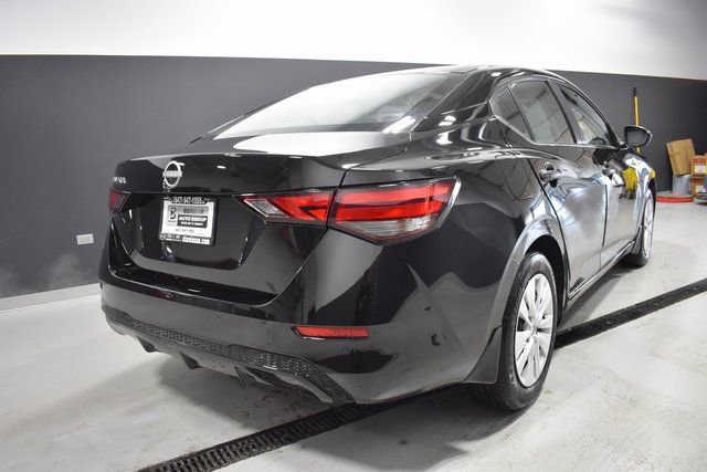 Certified 2025 Nissan Sentra S image 8