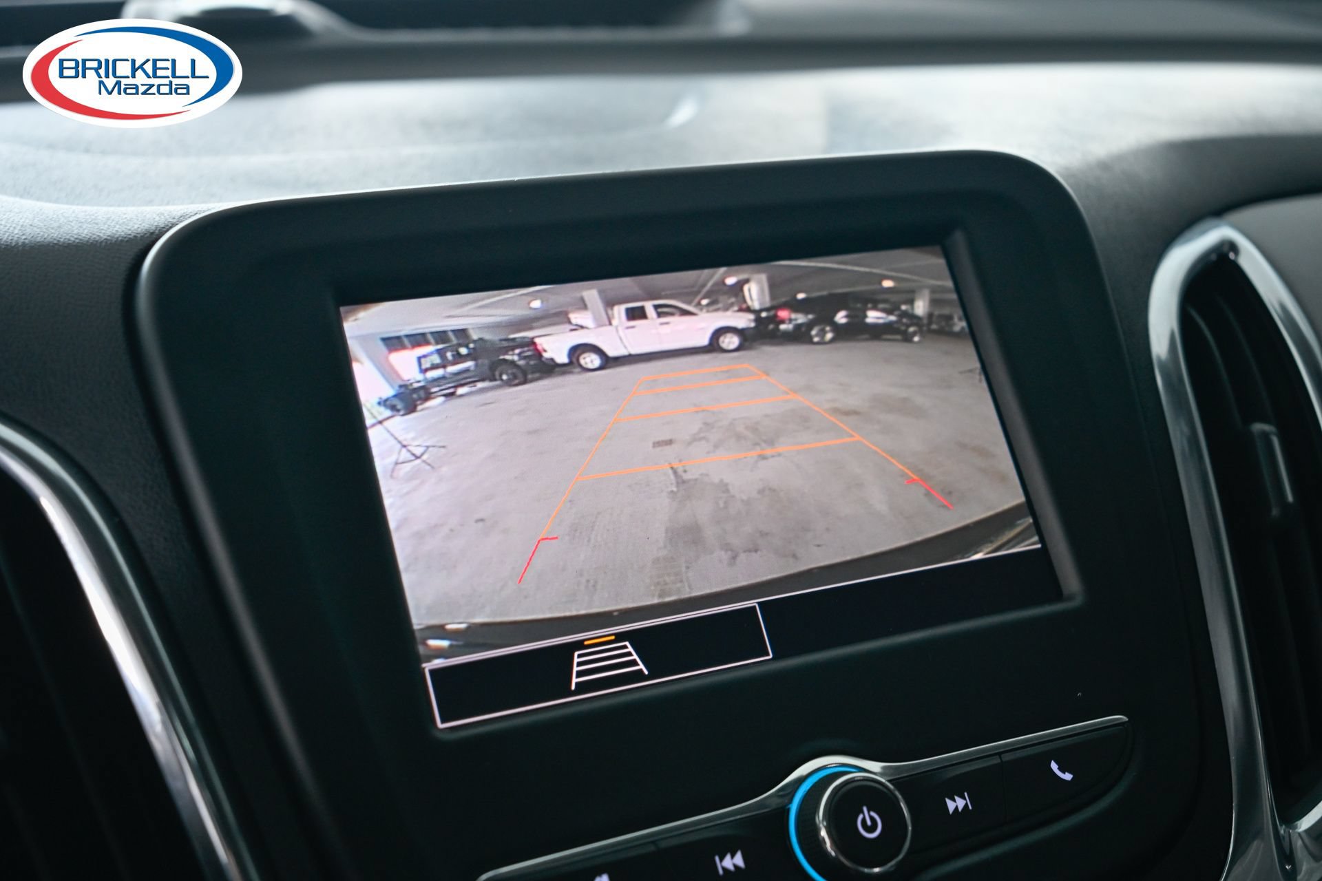 Used 2023 Chevrolet Equinox LS FWD image 23