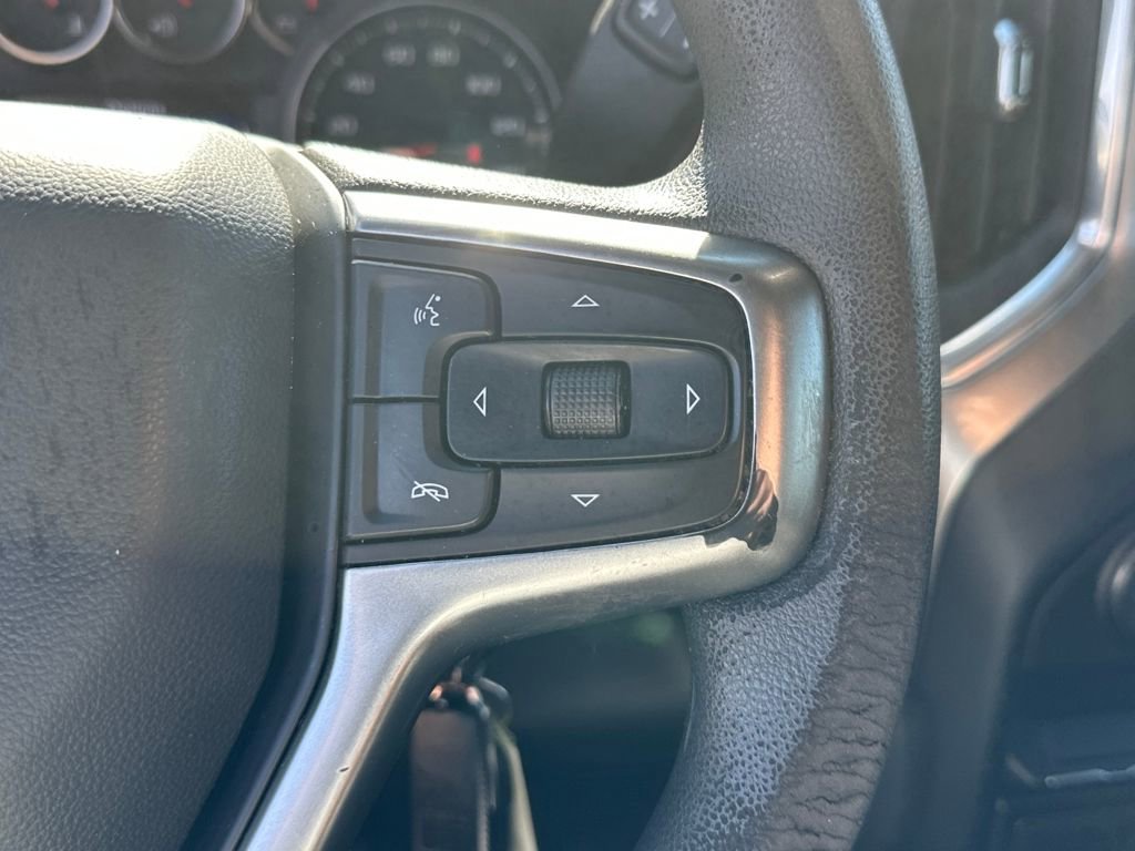 Used 2020 Chevrolet Silverado 1500 LT image 21