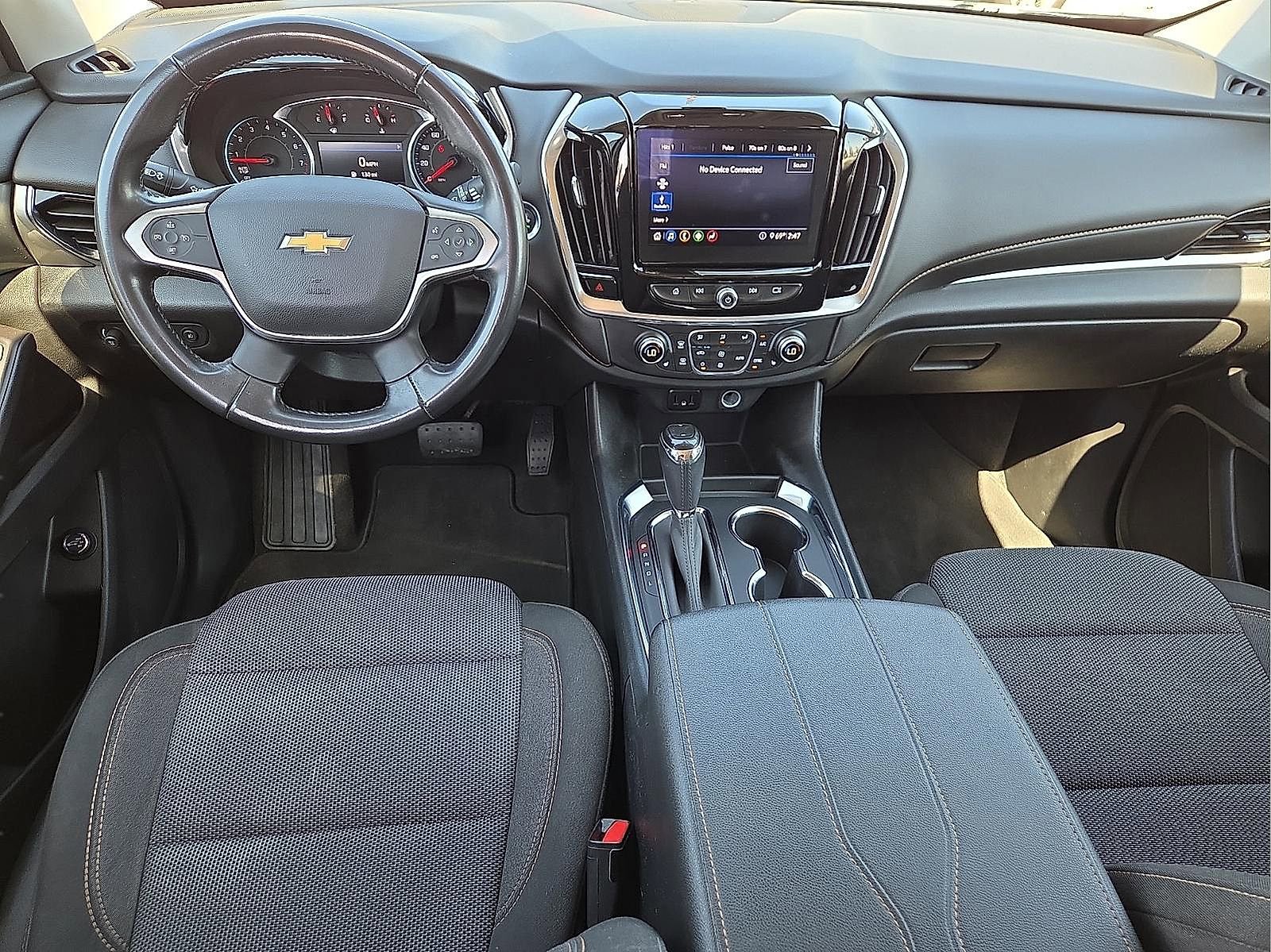 Used 2020 Chevrolet Traverse LT w/ LPO, Blackout Package image 12