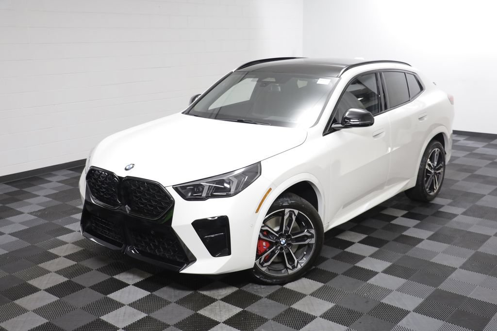 New 2026 BMW X2 xDrive28i w/ Technology Package AWD/4WD image 2