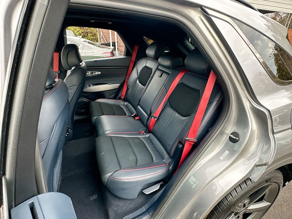 Used 2023 Genesis GV70 2.5T w/ Sport Prestige Package image 26