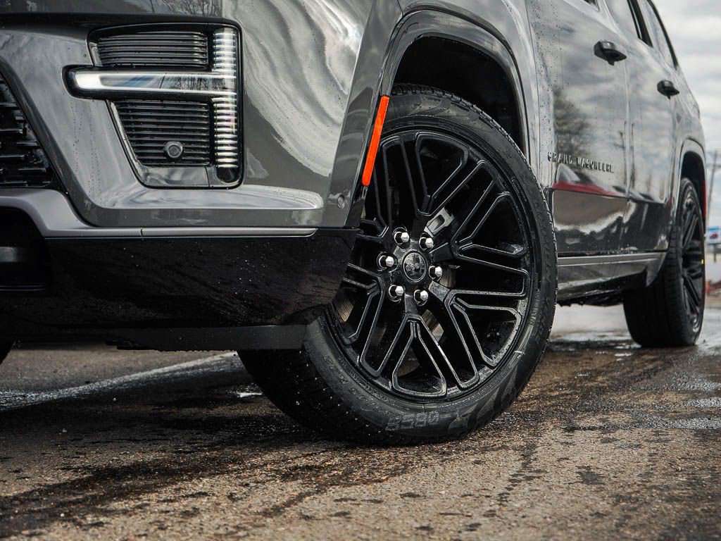 New 2026 Jeep Grand Wagoneer Limited AWD/4WD image 6