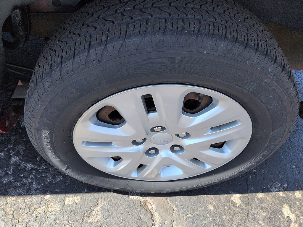 Used 2016 Dodge Grand Caravan SE w/ Quick Order Package 29E SE image 10