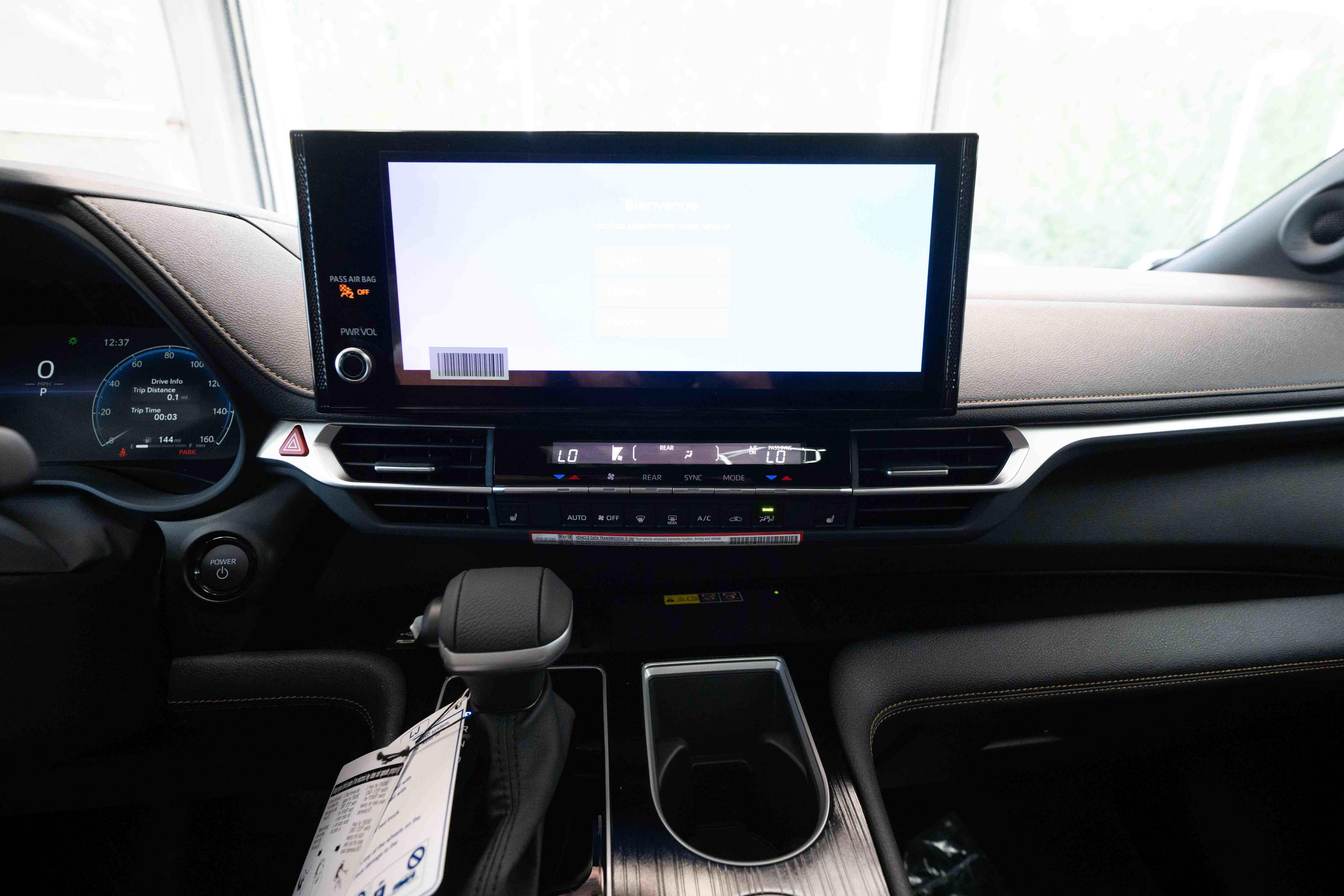 New 2026 Toyota Sienna XLE Woodland Edition AWD/4WD image 17