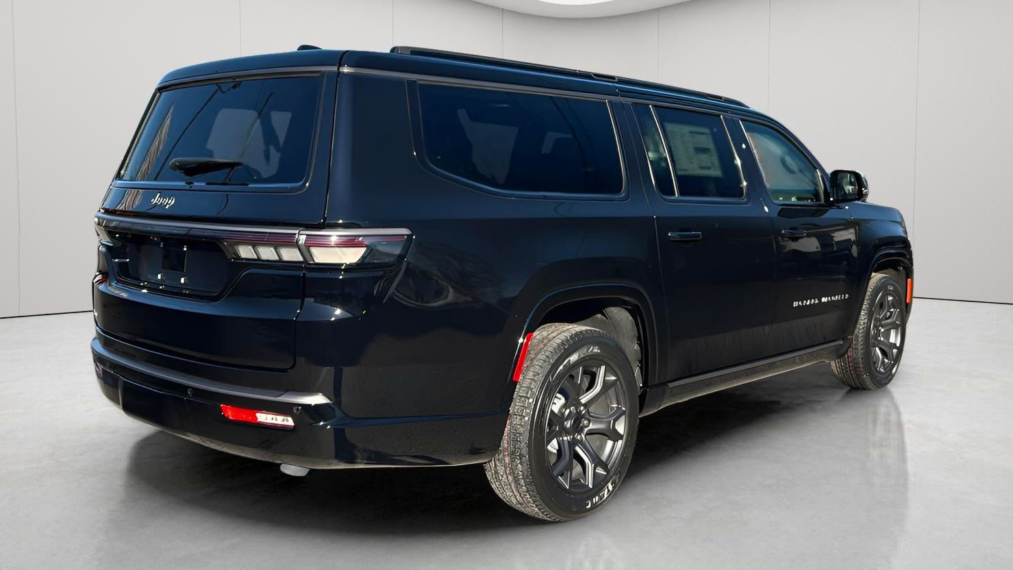 New 2026 Jeep Grand Wagoneer L Limited image 5