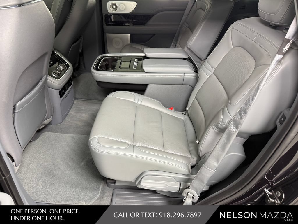 Used 2020 Lincoln Navigator Reserve w/ Luxury Package AWD/4WD image 31