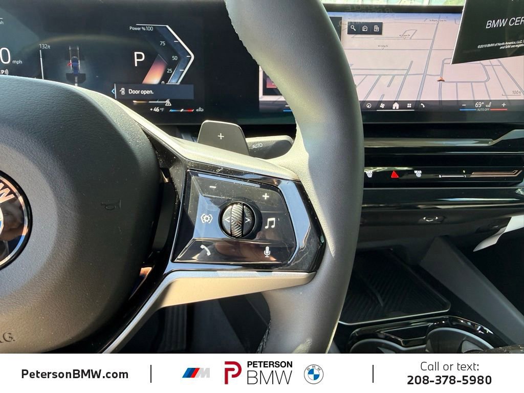 Certified 2025 BMW 530i xDrive AWD/4WD image 25