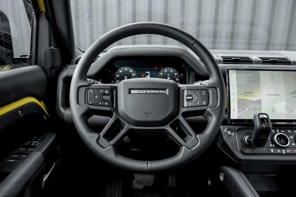 New 2026 Land Rover Defender 110 AWD/4WD image 19