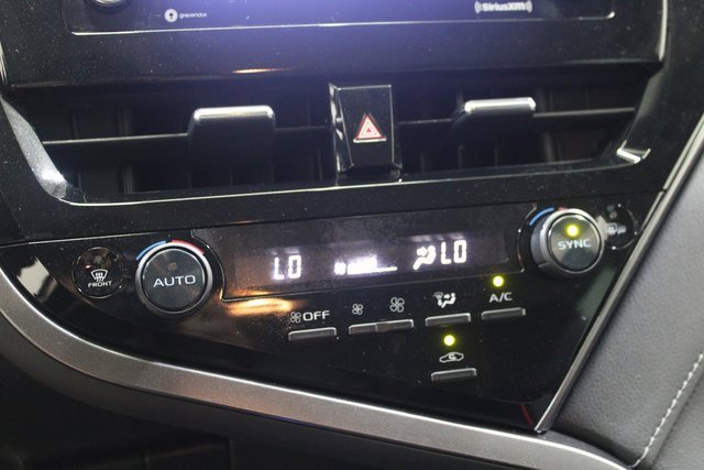 Used 2023 Toyota Camry SE image 14