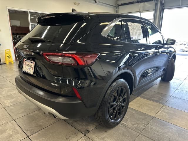 Used 2023 Ford Escape Active AWD/4WD image 12
