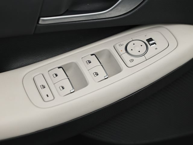Used 2024 Hyundai Sonata SEL FWD image 16